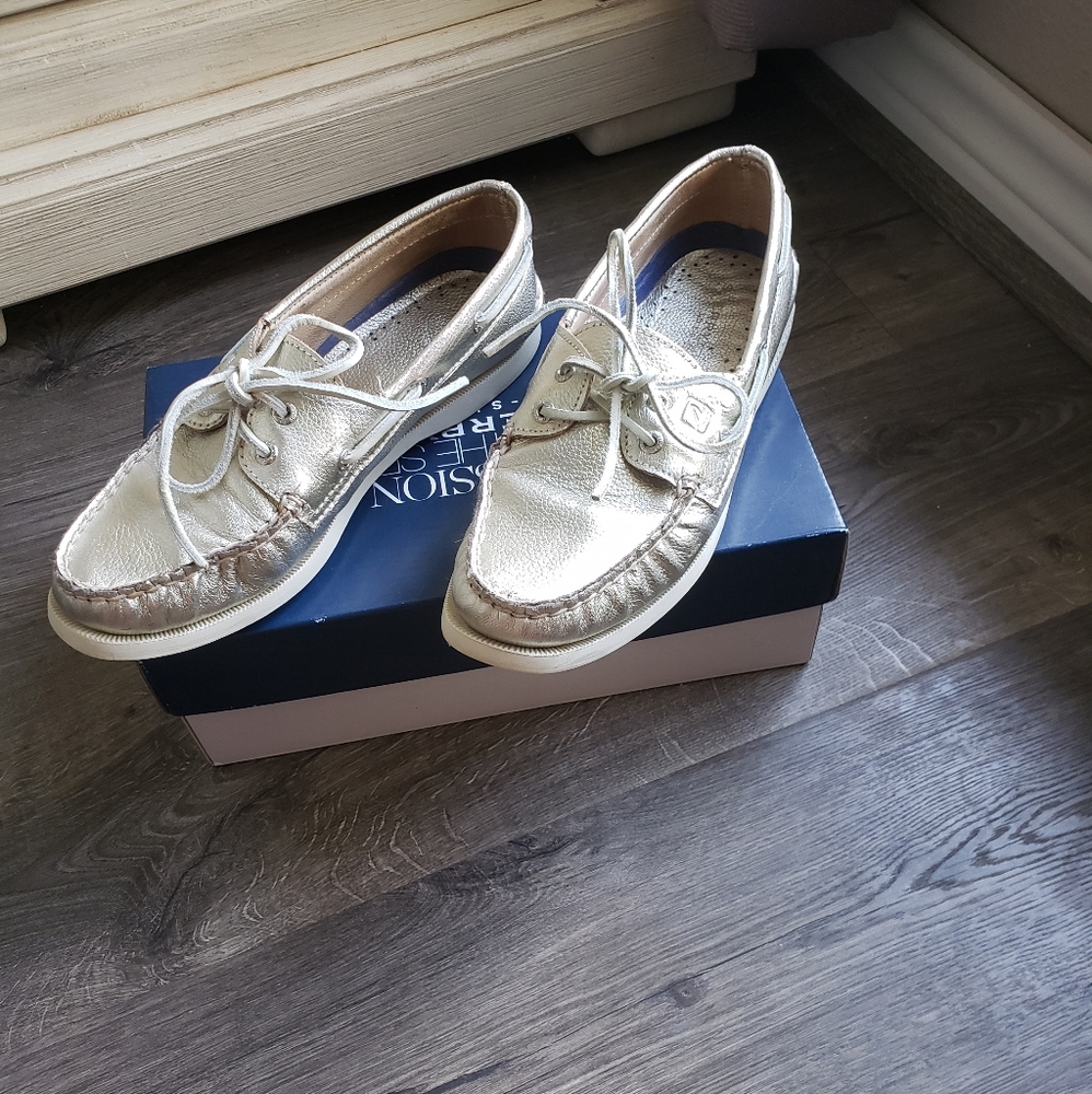 SPERRY TOP SIDER Loafers BOAT SILVER GOLD 8